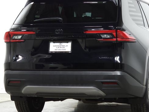 Used 2024 Toyota Grand Highlander Limited image 11