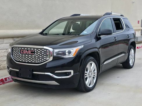 Used 2018 GMC Acadia Denali w/ Technology Package FWD image 7