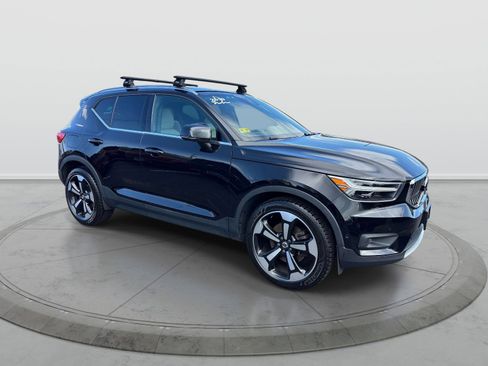 Used 2019 Volvo XC40 T5 Inscription AWD/4WD image 6