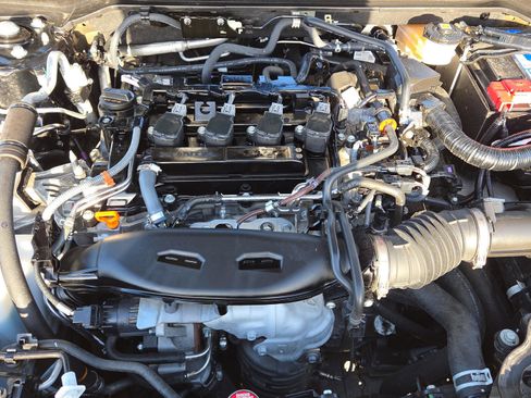 Used 2024 Honda Civic EX-L image 22