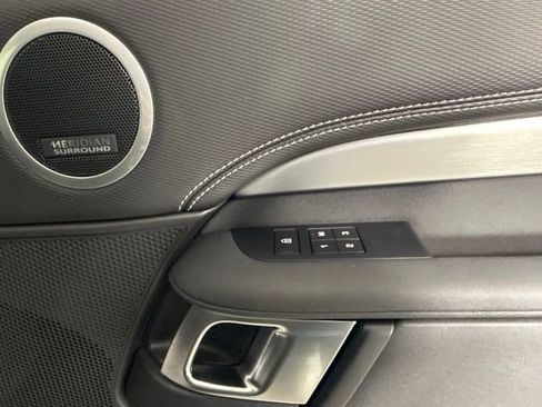 Used 2022 Land Rover Discovery HSE R-Dynamic image 34