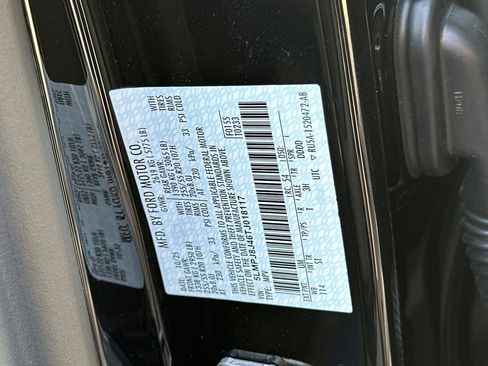 New 2026 Lincoln Nautilus Premier w/ Equipment Group 102A image 28