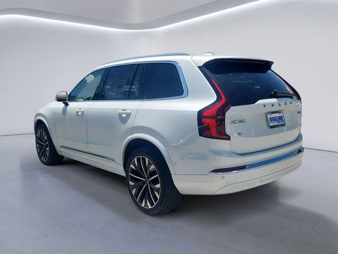 New 2026 Volvo XC90 B6 Ultra w/ Protection Package AWD/4WD image 5