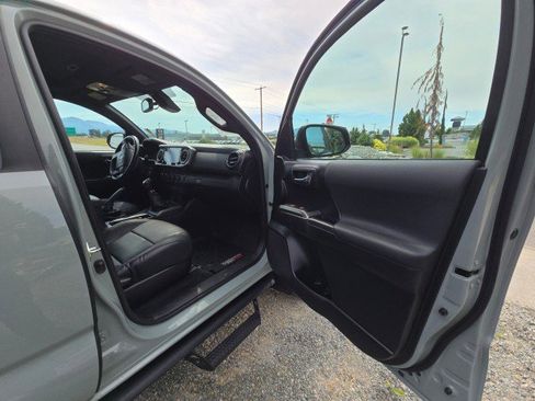 Used 2021 Toyota Tacoma TRD Pro image 10