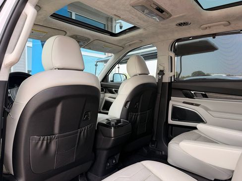 Used 2021 Kia Telluride SX w/ SX Prestige Package AWD/4WD image 21