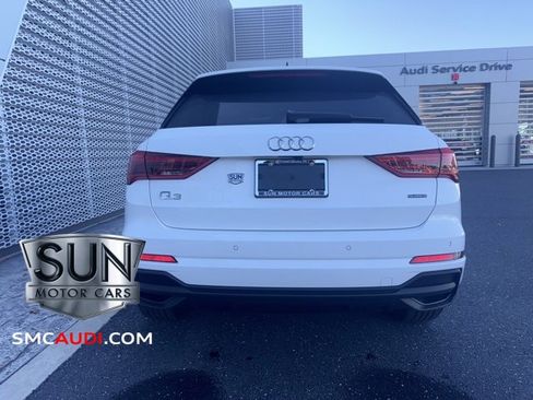 Certified 2025 Audi Q3 2.0T Premium Plus w/ Premium Plus Package image 21