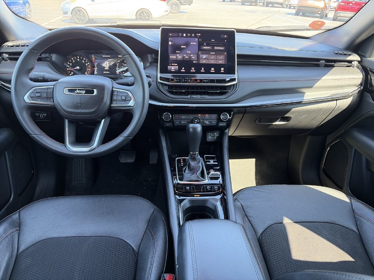 Used 2024 Jeep Compass Trailhawk AWD/4WD image 27