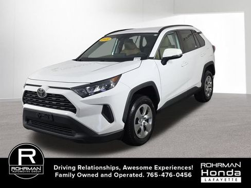 Used 2019 Toyota RAV4 LE w/ All Weather Liner Package FWD image 1