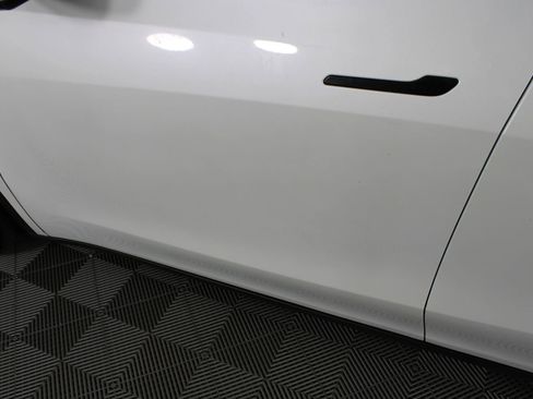 Used 2020 Tesla Model Y Long Range image 26