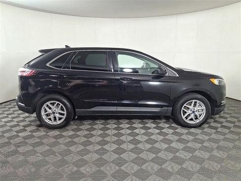 Used 2022 Ford Edge SEL image 11