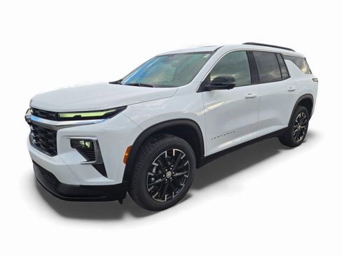 New 2026 Chevrolet Traverse LT w/ Sun and Wheel Package image 1