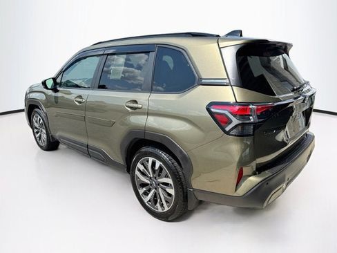 Used 2025 Subaru Forester Touring AWD/4WD image 7