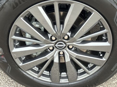 New 2026 Nissan Murano SL w/ Comfort Package AWD/4WD image 10