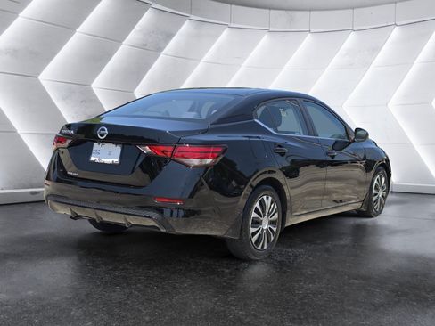 Used 2020 Nissan Sentra S FWD image 3