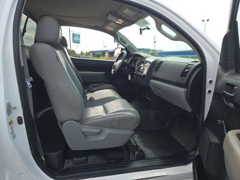 Used 2010 Toyota Tundra 4x4 Regular Cab Long Bed image 22
