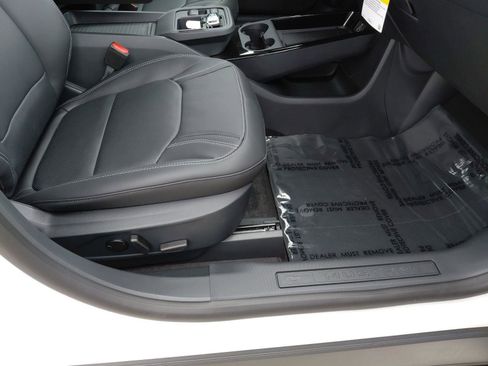 New 2025 Ford Mustang Mach-E Premium image 17