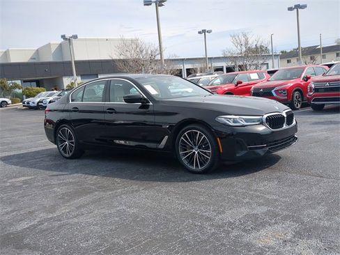 Used 2023 BMW 530e xDrive image 4