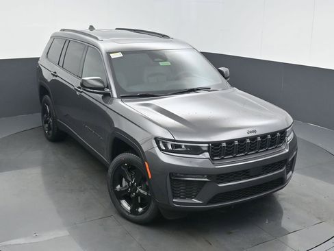 New 2026 Jeep Grand Cherokee L Limited image 36