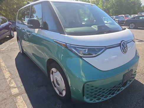 Used 2025 Volkswagen ID. Buzz 1st Edition AWD/4WD image 2