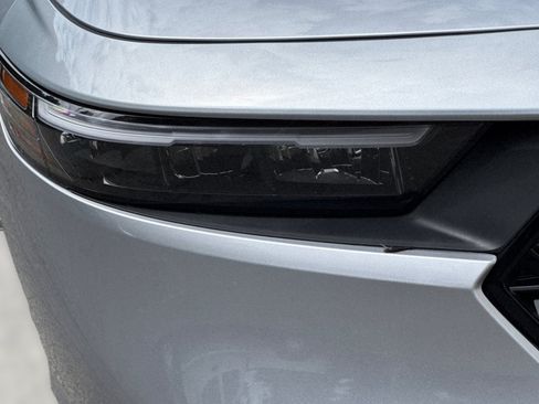 Certified 2025 Honda Accord LX image 11