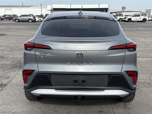 Used 2026 Buick Envista Preferred image 5