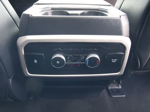 Used 2023 Ford Expedition Max Limited image 42