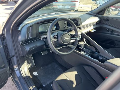New 2026 Hyundai Elantra SEL Sport Premium FWD image 11