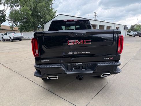 New 2026 GMC Sierra 1500 AT4 w/ AT4 Premium Package AWD/4WD image 30
