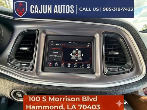 Used 2020 Dodge Challenger SXT RWD image 37