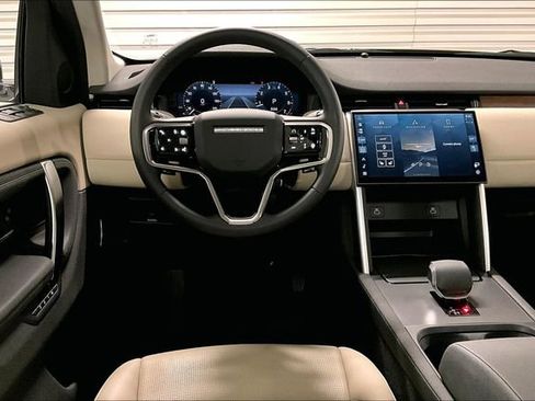 Certified 2025 Land Rover Discovery Sport S image 4