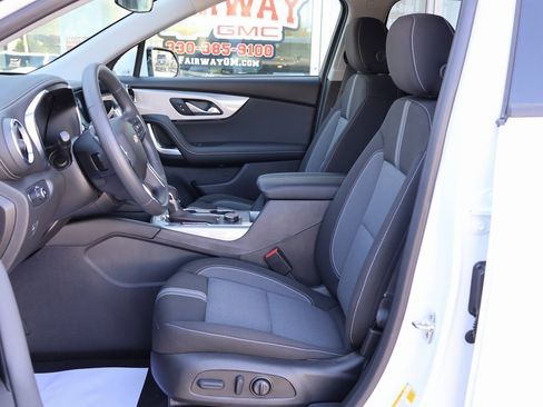 New 2025 Chevrolet Blazer LT image 14