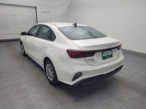 Used 2023 Kia Forte LX FWD image 5