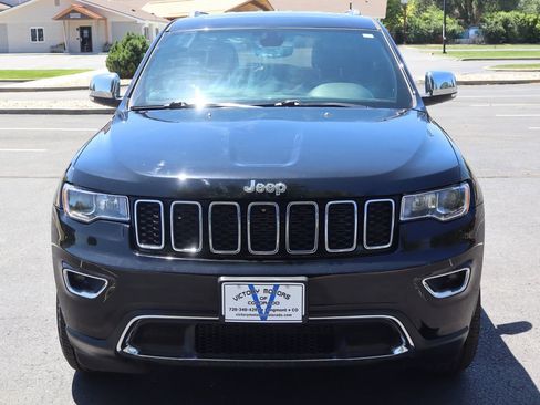 Used 2020 Jeep Grand Cherokee Limited AWD/4WD image 12