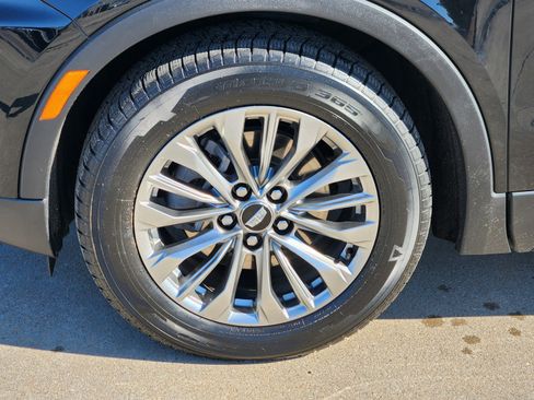 Certified 2024 Cadillac XT4 Premium Luxury image 29