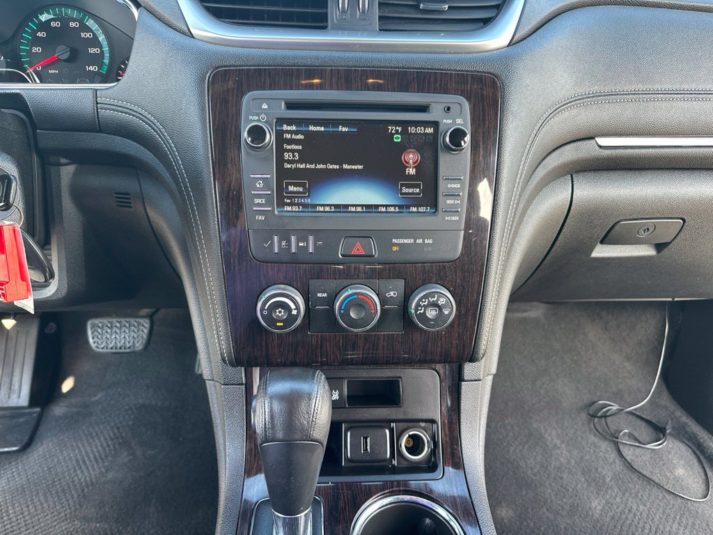 Used 2017 Chevrolet Traverse LT FWD image 32