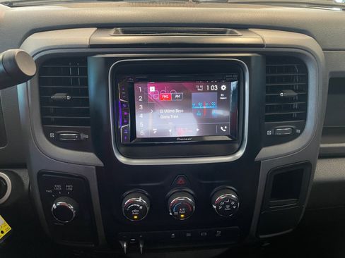 Used 2018 RAM 2500 Tradesman w/ Chrome Appearance Group AWD/4WD image 12