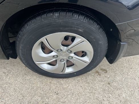 Used 2013 Honda Civic LX image 7