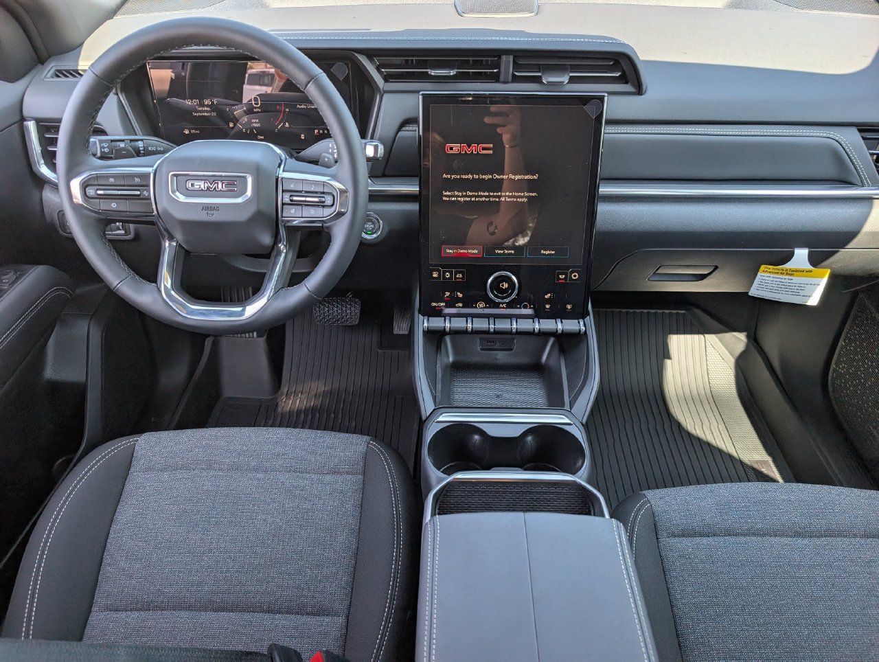 New 2027 GMC Terrain Elevation w/ LPO, Floor Liner Package FWD image 8