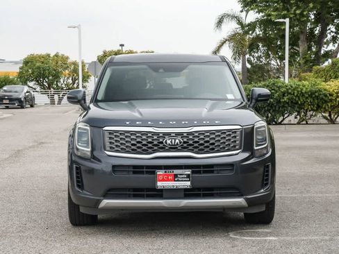 Used 2021 Kia Telluride LX FWD image 2