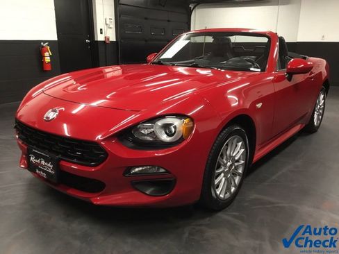 Used 2018 FIAT 124 Spider Classica w/ Technology Group image 5