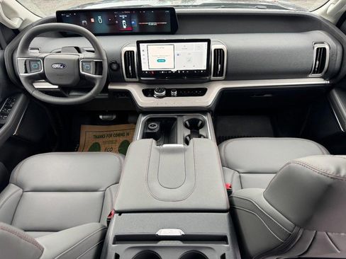 New 2025 Ford Expedition Max Active image 7