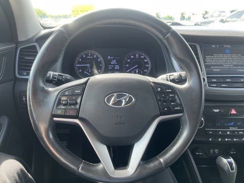 Used 2018 Hyundai Tucson Limited image 5