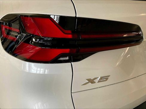 New 2026 BMW X5 xDrive50e w/ Climate Comfort Package image 14