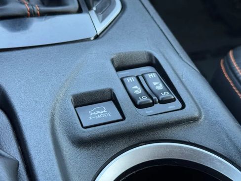 Used 2022 Subaru Crosstrek 2.5i Limited w/ Popular Package #4 image 31