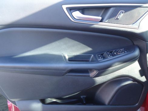 Used 2022 Ford Edge SEL w/ Convenience Package image 21