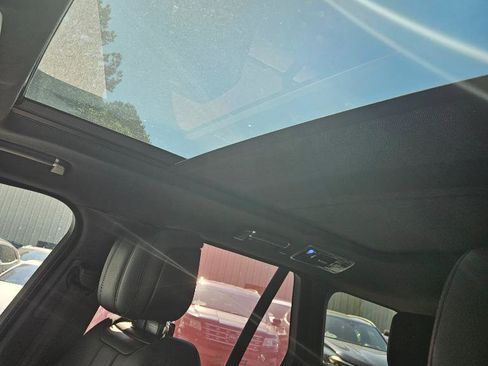 Used 2018 Land Rover Range Rover Supercharged image 49