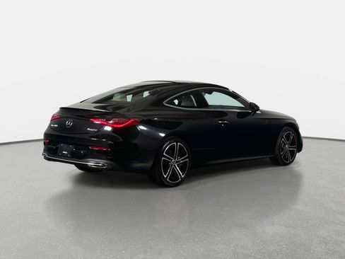 Used 2024 Mercedes-Benz CLE 300 4MATIC Coupe image 3