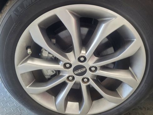 Used 2017 Lincoln MKC Select w/ Select Plus Package FWD image 31