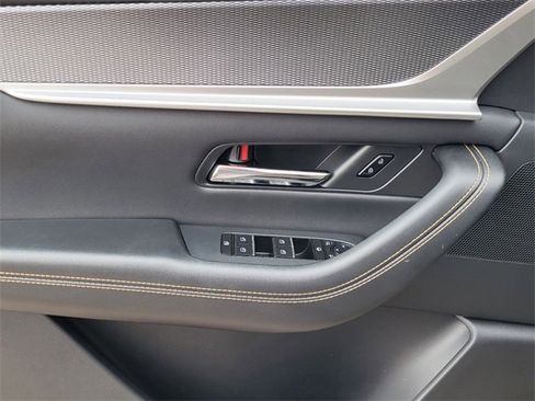 New 2025 MAZDA CX-70 Plug-In Hybrid w/ Premium Plus image 11