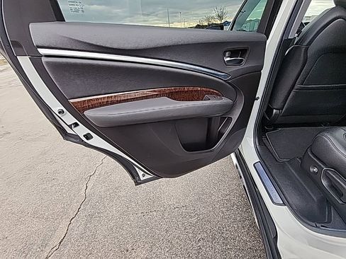 Used 2019 Acura MDX SH-AWD image 25